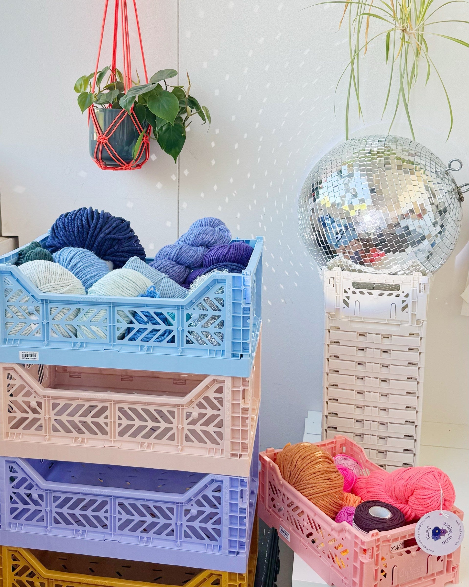 Boxes and organizers for storing yarn and tools
