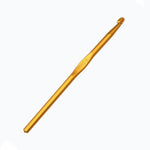 Craftinglove metal crochet hook in orange, 6mm