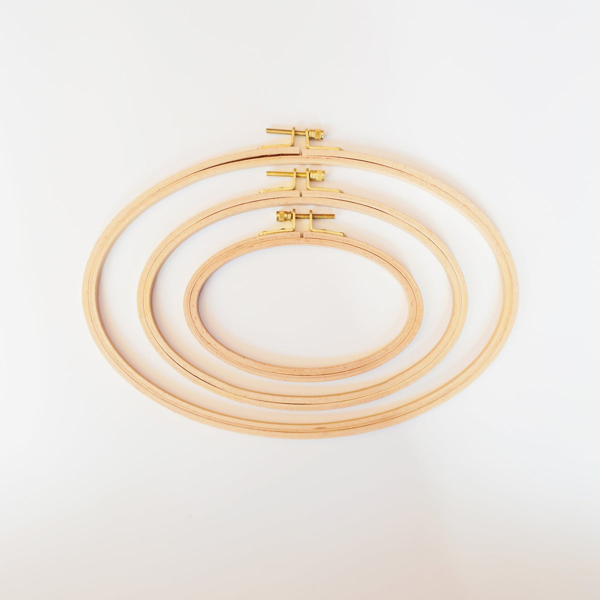 Embroidery Hoop - oval - Craftinglove