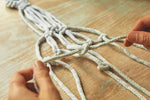Macramé-Set für drei Blumenampeln von DMC