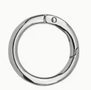 Craftinglove mid-size O-shaped carabiner