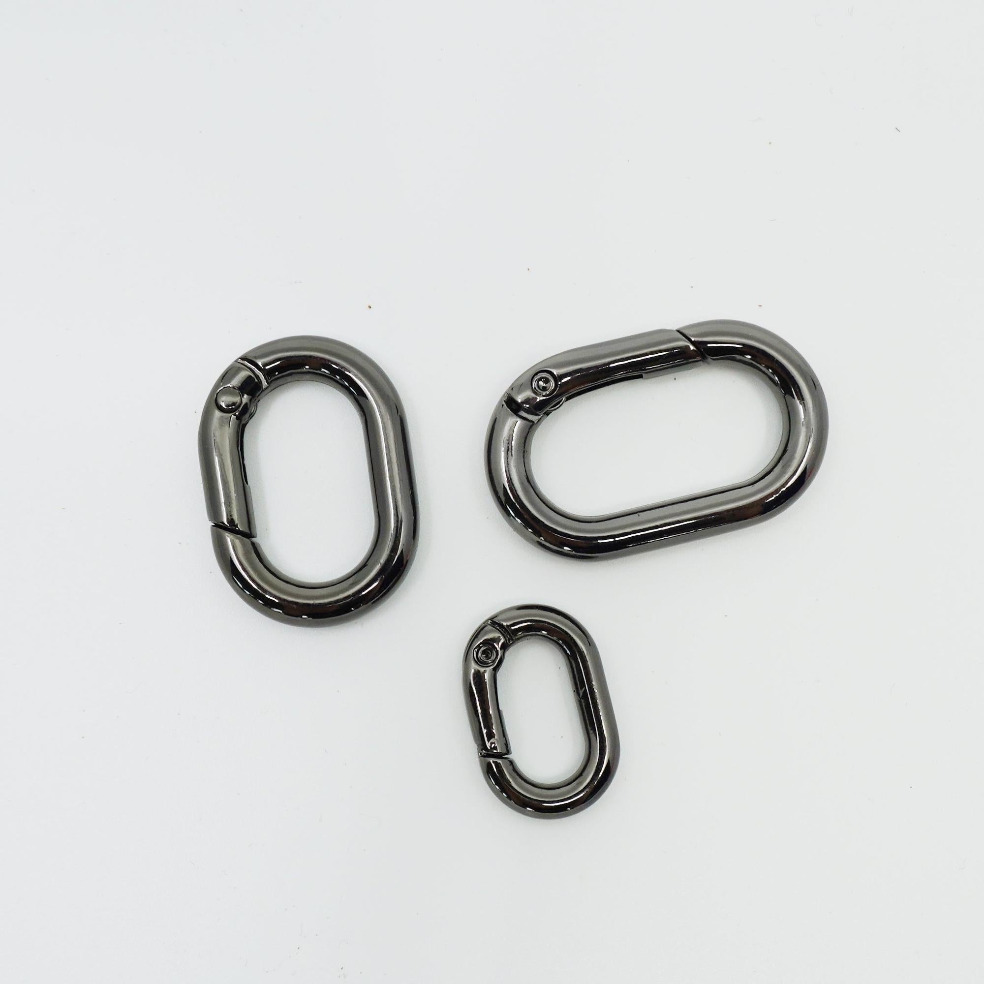 Oval Carabiner - gunmetal