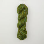 Feines Punch-Needle-Garn, Farbmuster Backroads Green mehrfarbig