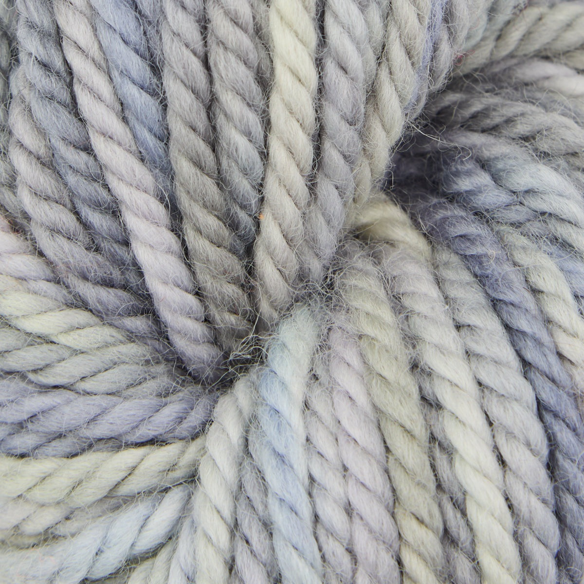Punch Needle Garn - Fine Yarn - Farbverlauf - 110g - Violet Jane - The Oxford Company