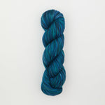 Punch Needle Garn - Fine Yarn - Farbverlauf - 110g - Violet Jane - The Oxford Company