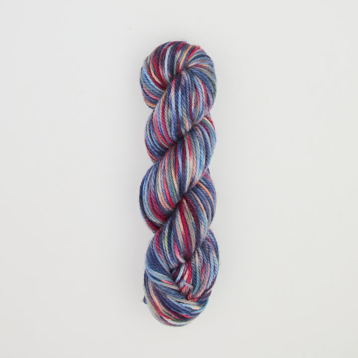 Feines Punch-Needle-Garn, Farbmuster Blue Suede mehrfarbig
