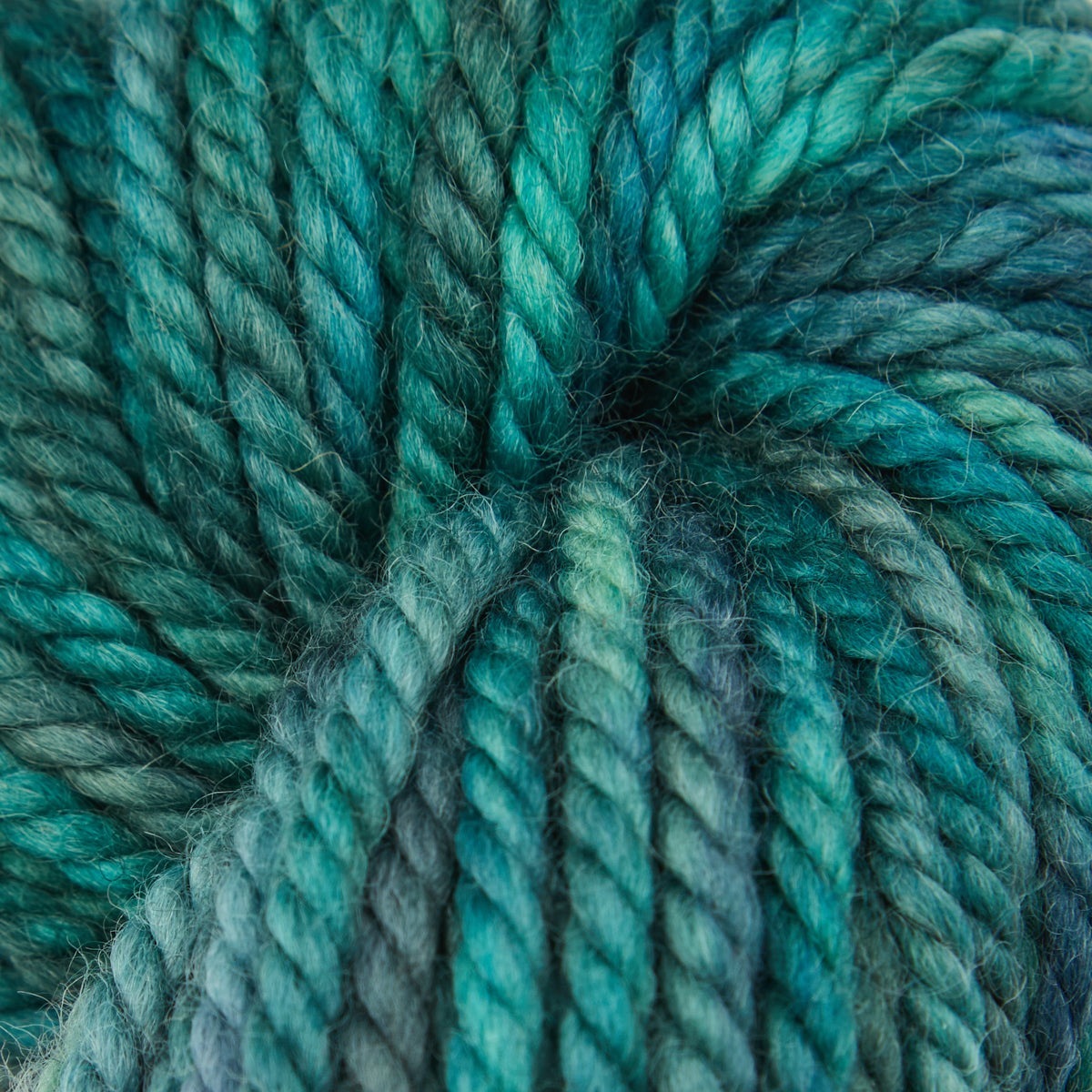 Punch Needle Garn - Fine Yarn - Farbverlauf - 110g - Violet Jane - The Oxford Company