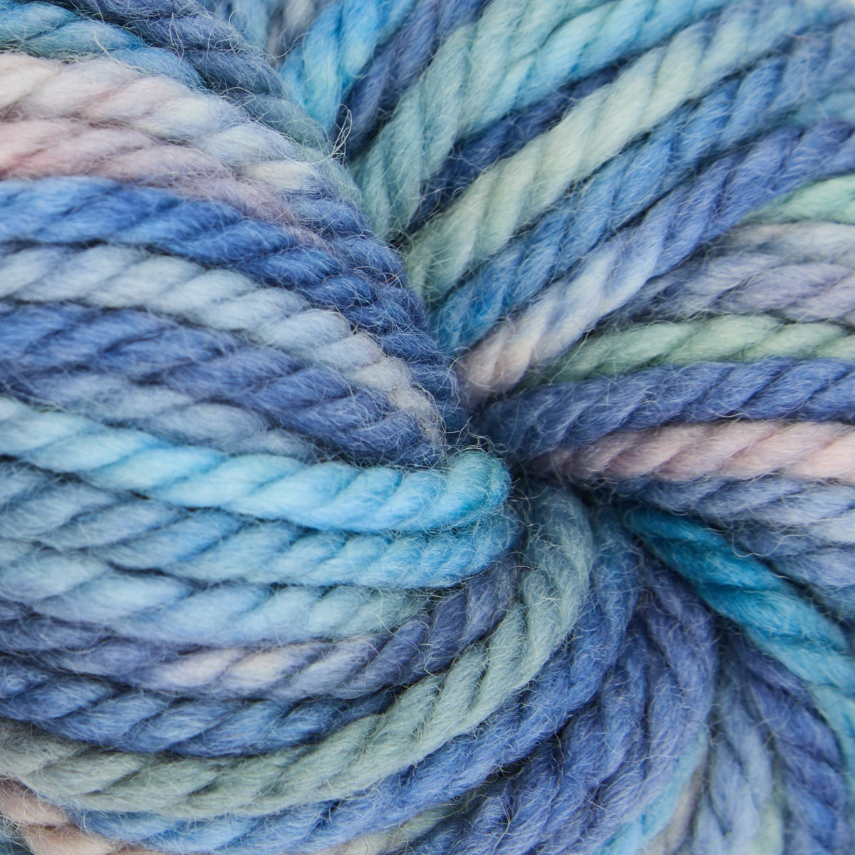 Mehrfarbiges Punch-Needle-Teppichgarn in Blue Christmas, 110g