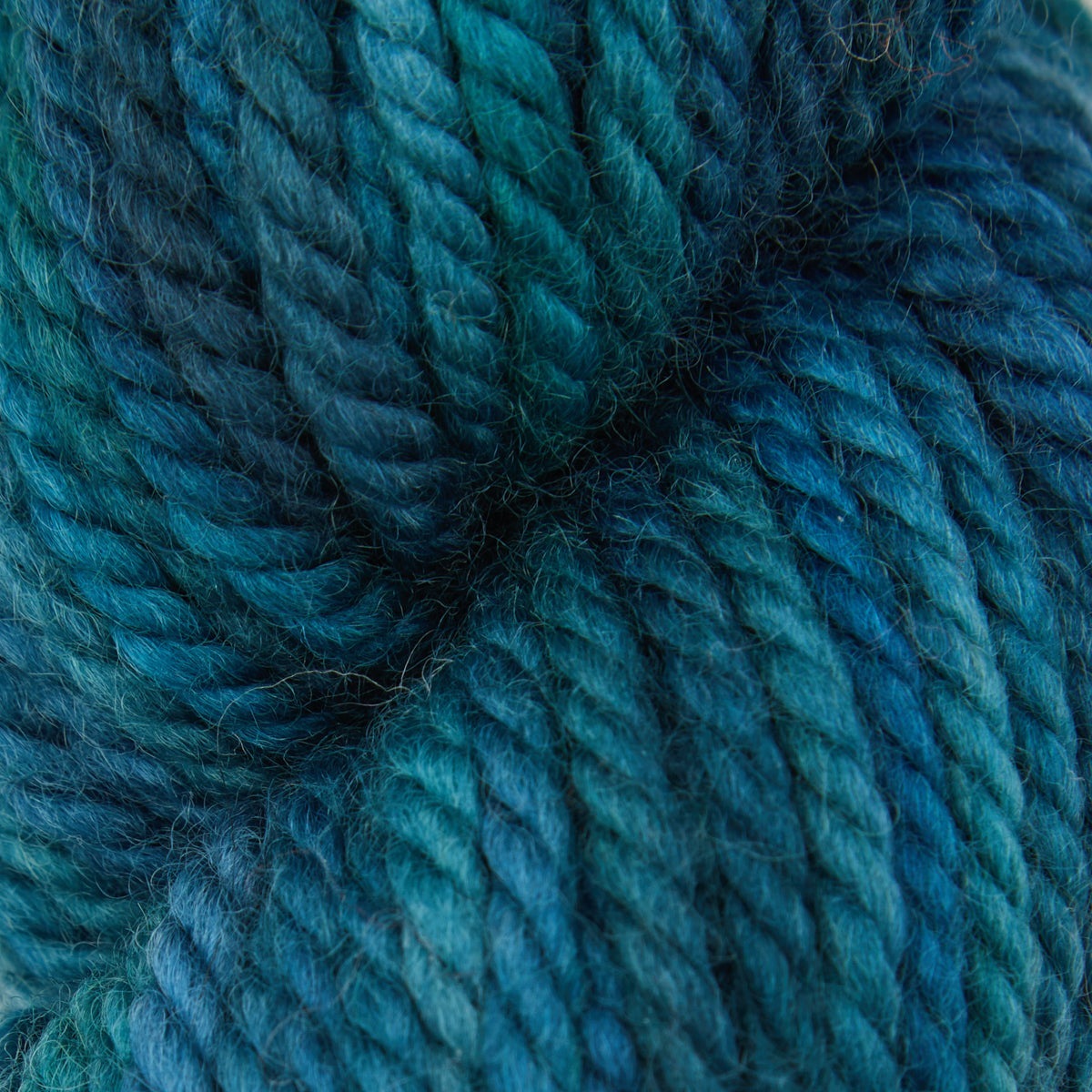 Punch Needle Garn - Fine Yarn - Farbverlauf - 110g - Violet Jane - The Oxford Company