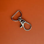 Rotating carabiner in D-shape, 4cm