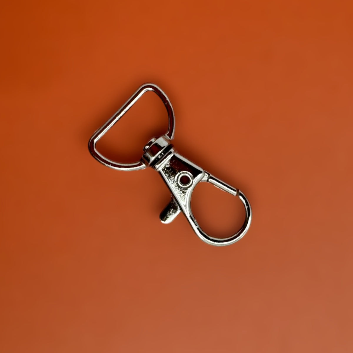 Rotating carabiner in D-shape, 4cm