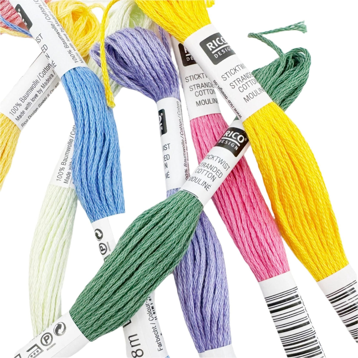 Sticktwist aus Baumwolle nach Farben sortiert